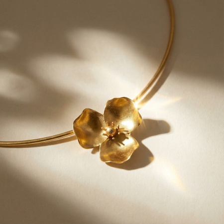 Чокер Трехлистник золотистый