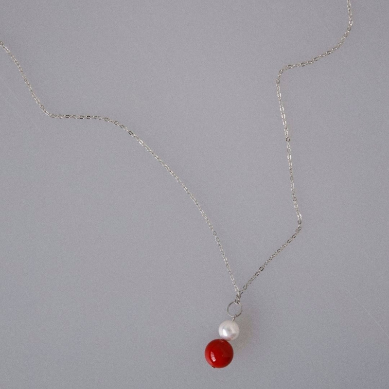 Цепочка с подвеской Неваляшка с жемчугом 