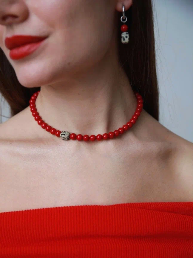 Серебряный чокер с настроением Роковая