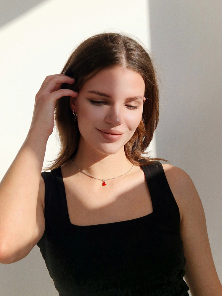 Цепочка с подвеской Тебе сердце юное с красным сердечком из эмали 