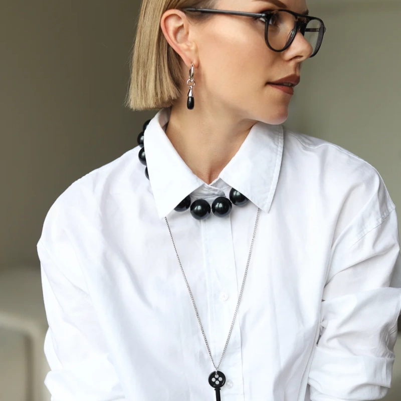 Колье Black currant