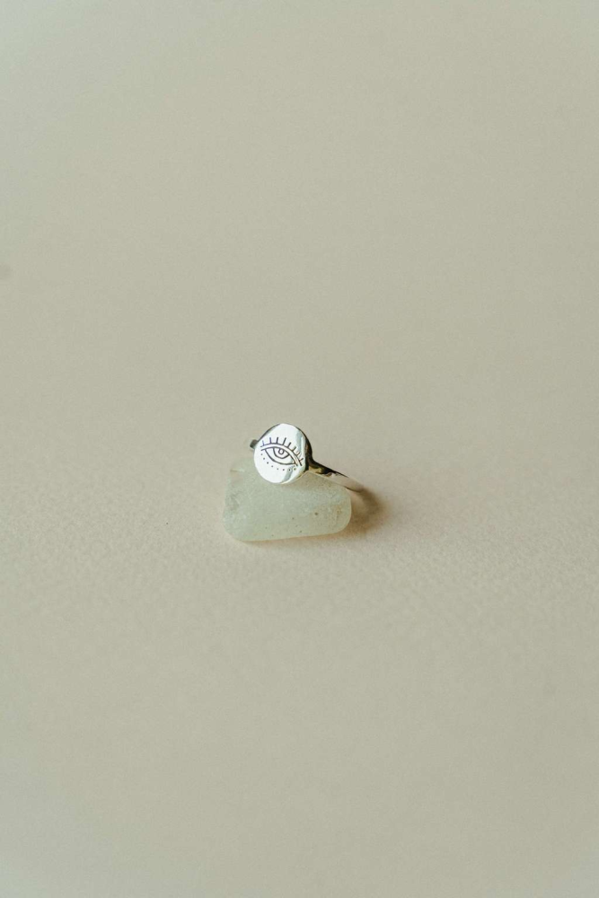 Серебряная печатка Открытый глаз