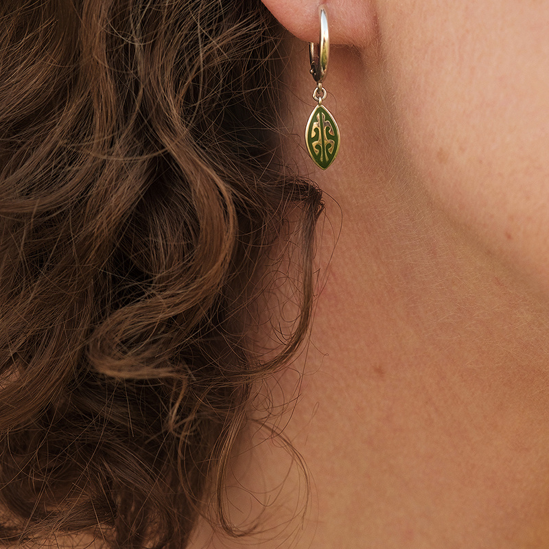 Серьги-кликеры Листики с зелёной эмалью