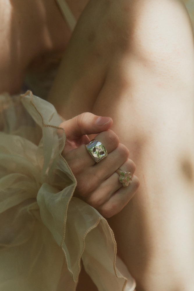 Серебряная печатка Мультивселенная