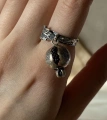 Серебряное кольцо с подвеской Гранат