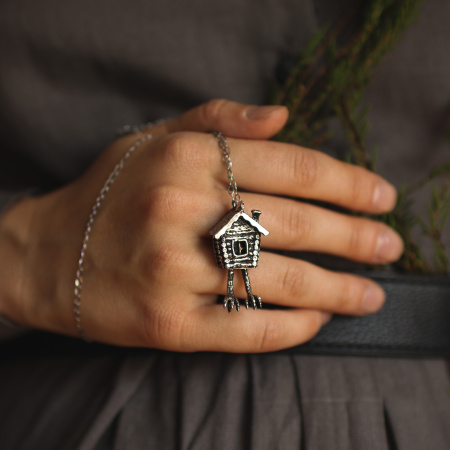 Подвеска Избушка объёмная