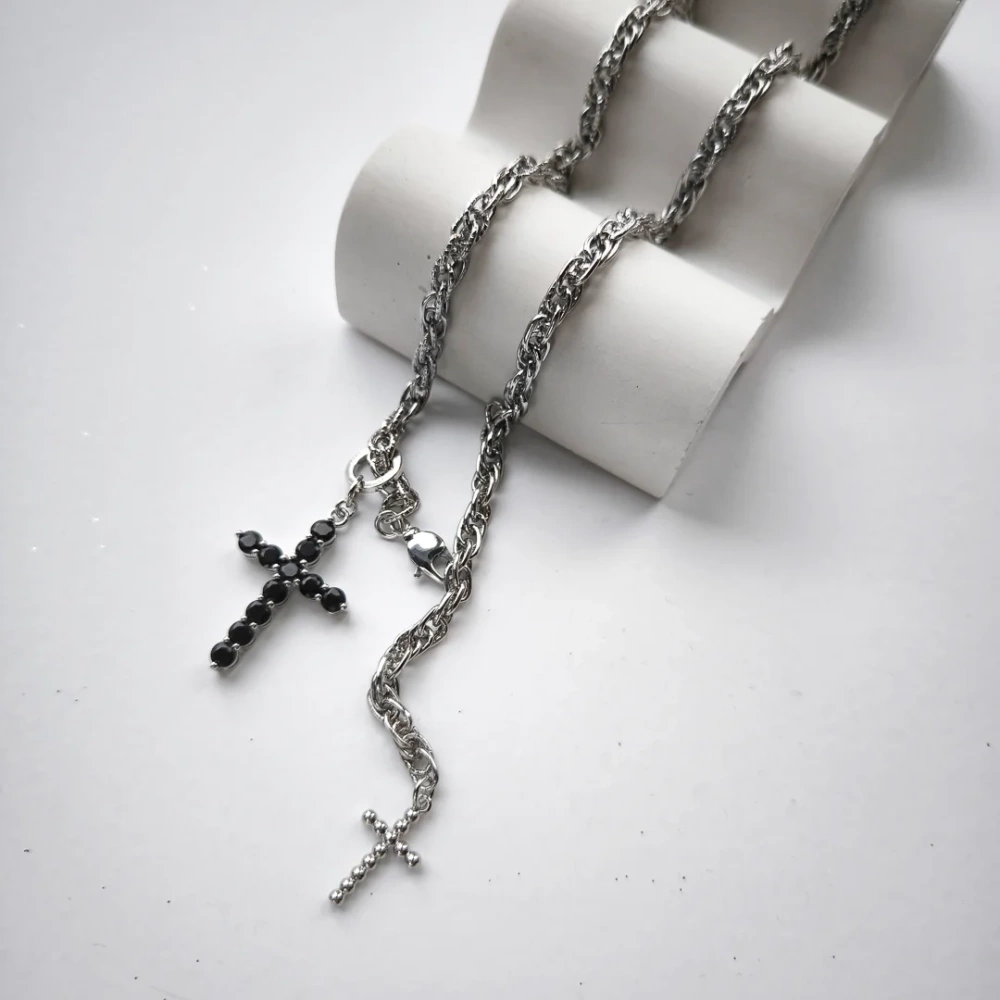 Колье-цепь с подвеской Dark cross shine