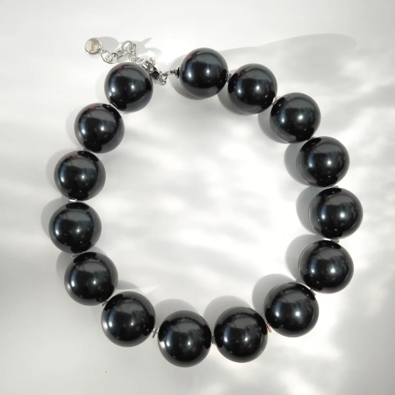 Колье Black currant