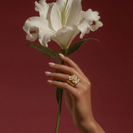 Кольцо Осколки витражей с жемчугом золотистое