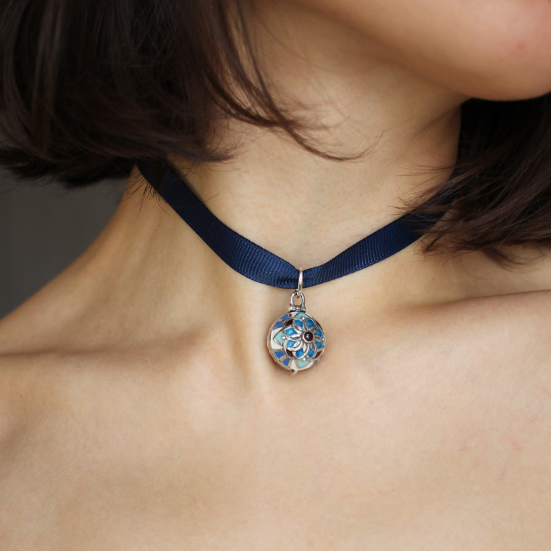 Медальон Большой хранитель на ленте синий