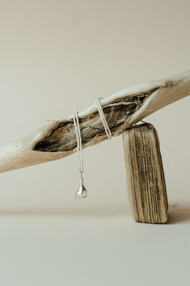 Серебряный кулон Мантра