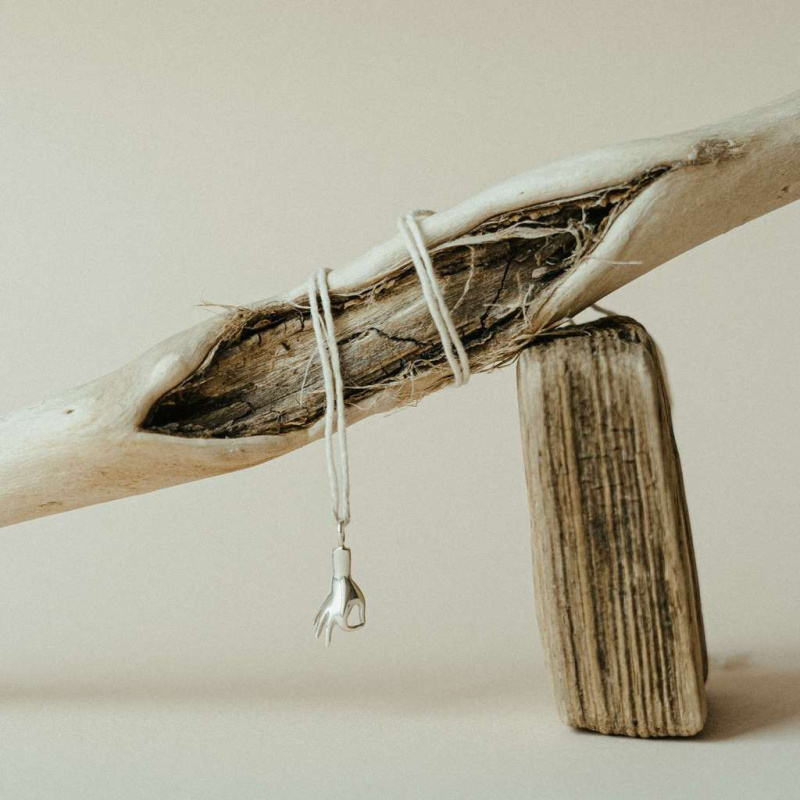 Кулон Мантра