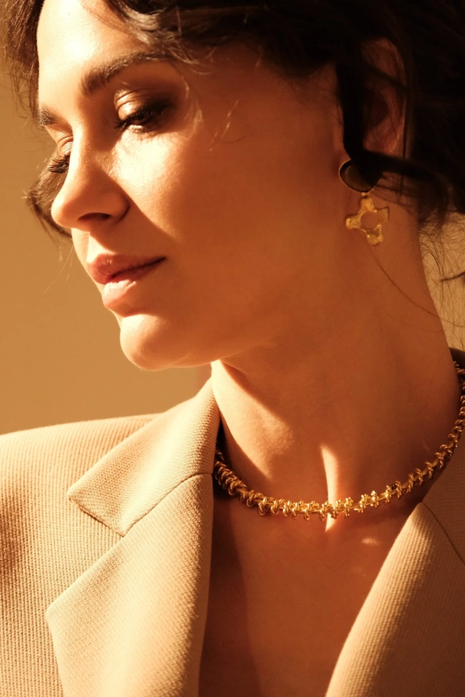 Чокер Солнечная спираль (Sun Coil) золотистый