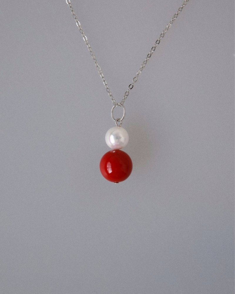 Цепочка с подвеской Неваляшка с жемчугом 