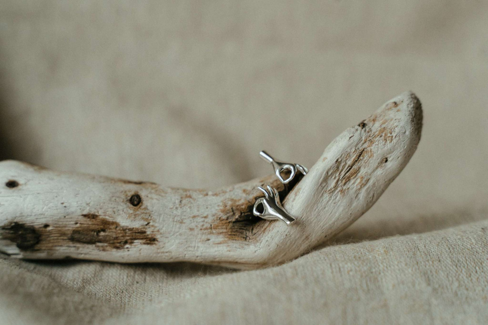 Серебряные серьги Мантра