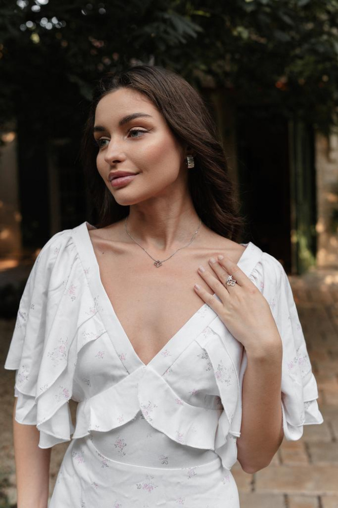 Серебряное кольцо с двумя цветками с родиевым покрытием (VIOLETTA)