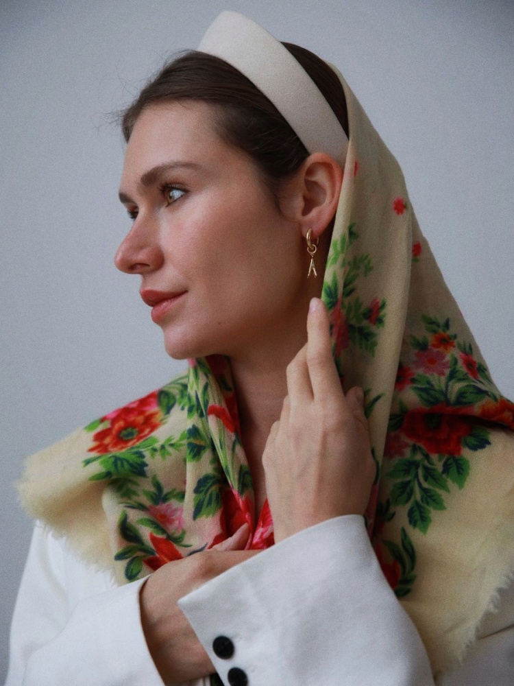 Моносерьга Ход конём в покрытии золотом