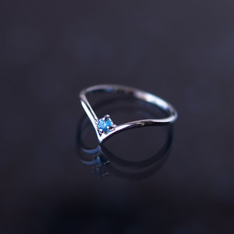 Кольцо на фалангу с голубым фианитом