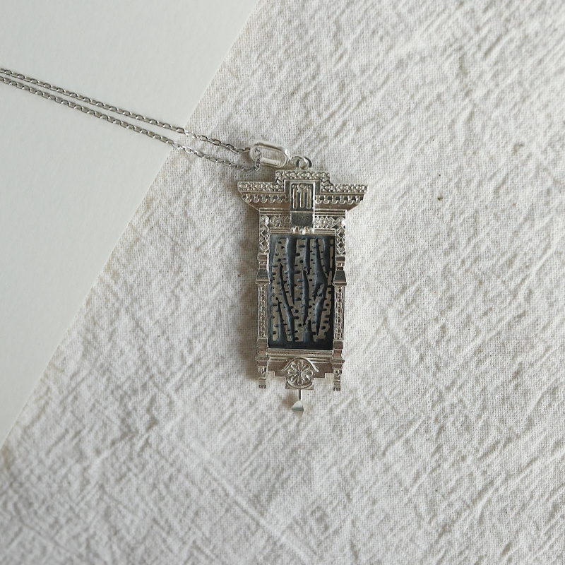 Кулон Наличник с березками на цепи 45 см