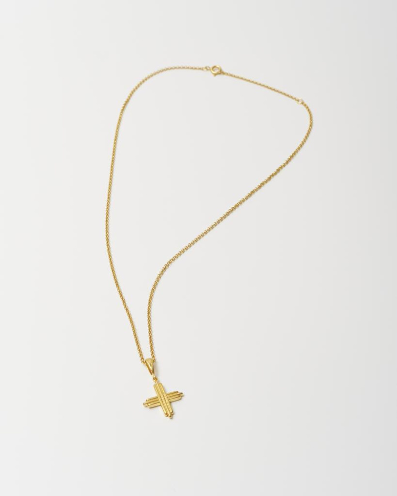 Серебряная подвеска-крест на цепочке в покрытии золотом (CROCE)