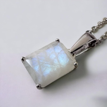 Колье Perfect с лунным камнем