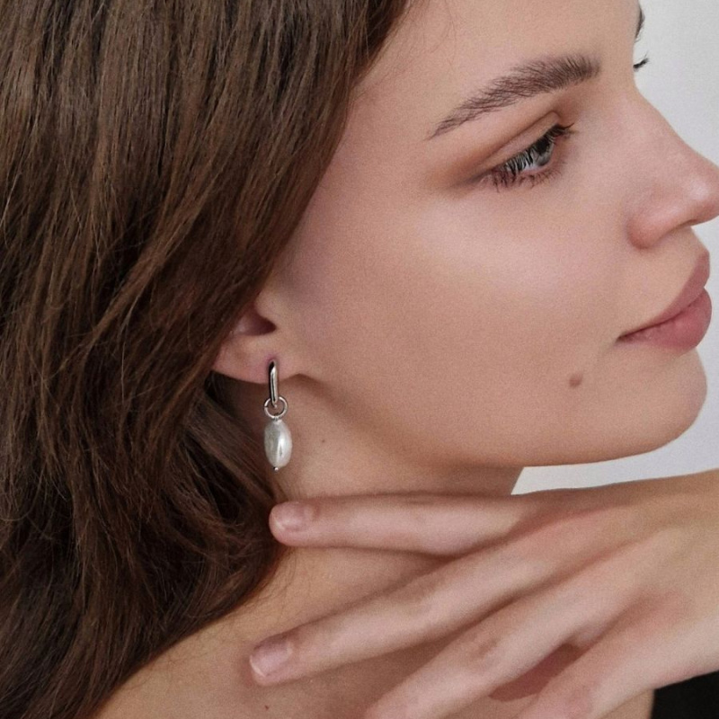 Серьги Таблетка с плоским белым барочным жемчугом 