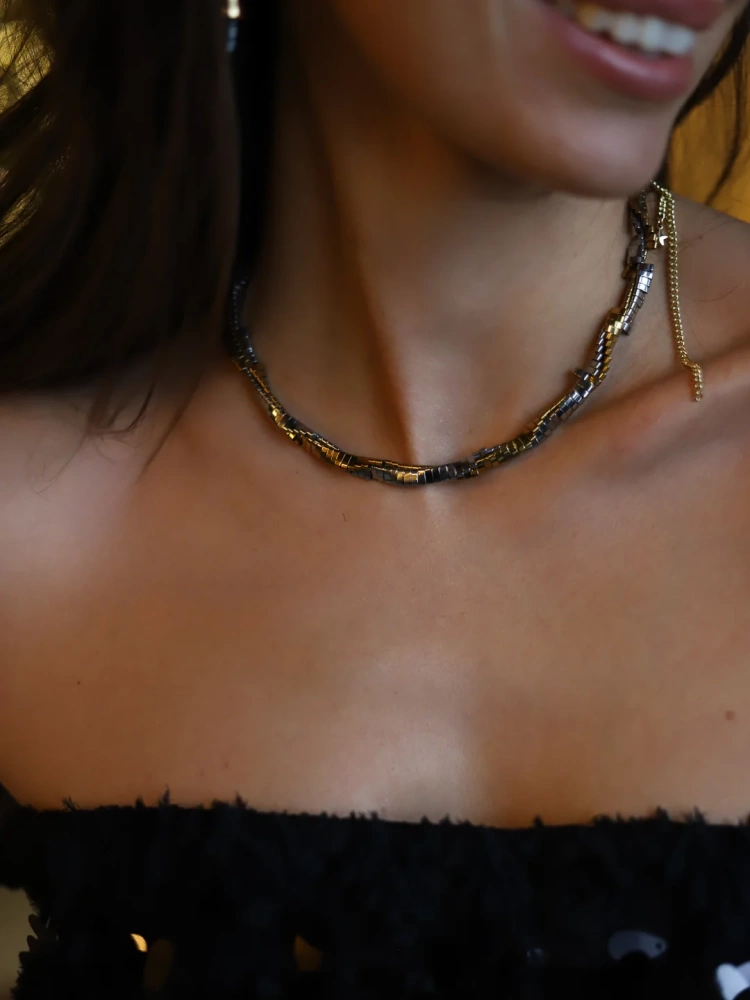 Чокер Поворот