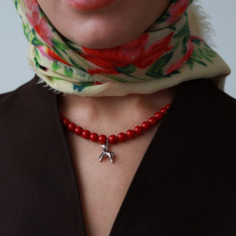 Чокер Конь-огонь с красным жемчугом