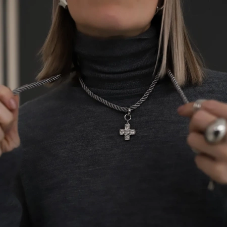 Колье-шнур с подвеской Shine cross grey