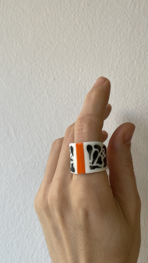 Кольцо Оранжевый акцент