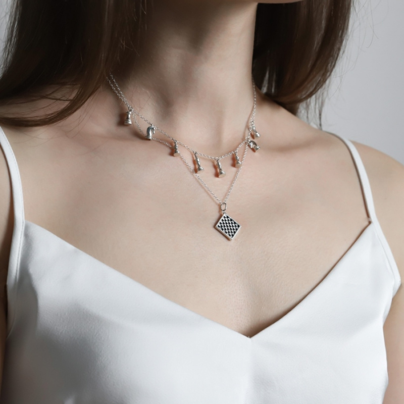 Подвеска Chess