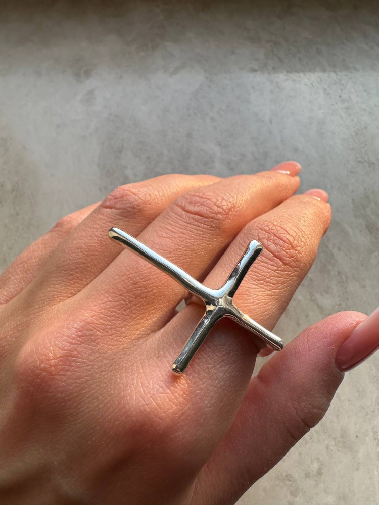 Серебряное кольцо Крест массивный