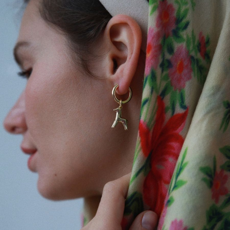 Моносерьга Ход конём в покрытии золотом