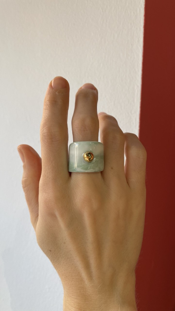 Кольцо Малахит с золотой каплей