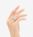 Серебряное кольцо широкое с вплавленными синими камнями