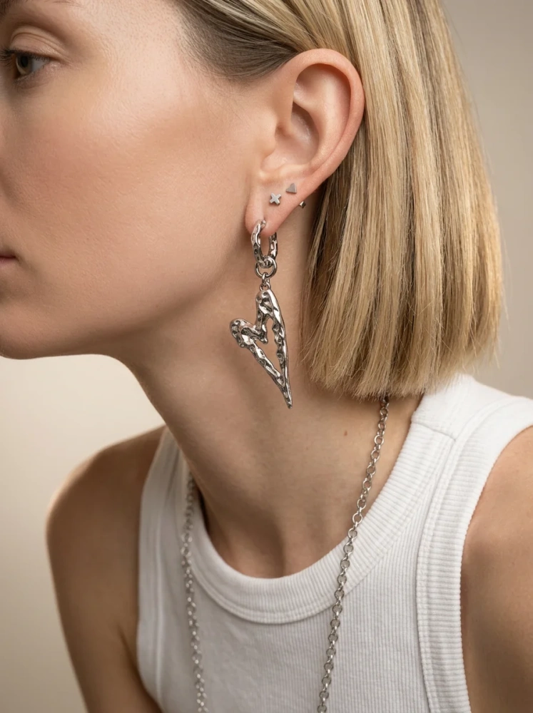 Моносерьга Как обниму тебя