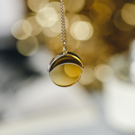 Подвеска Луна с цитрином